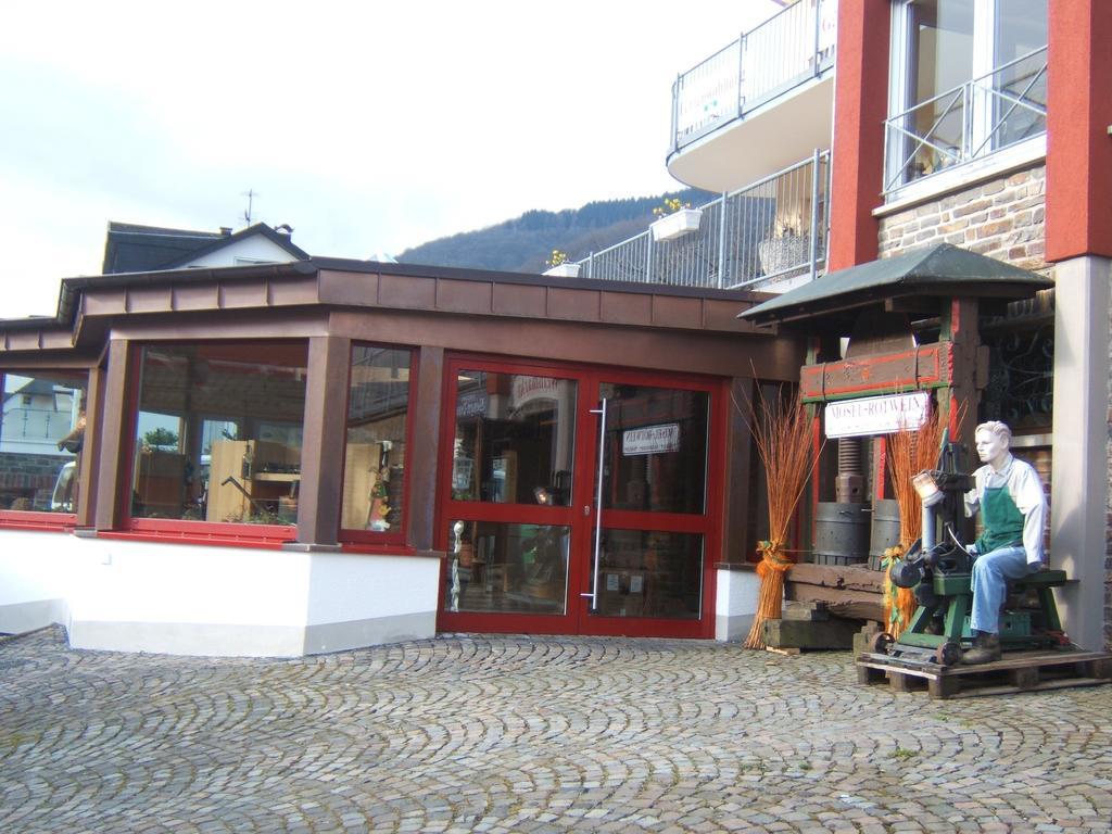 Wein- Und Gaestehaus St. Aldegundishof Sankt Aldegund Ngoại thất bức ảnh